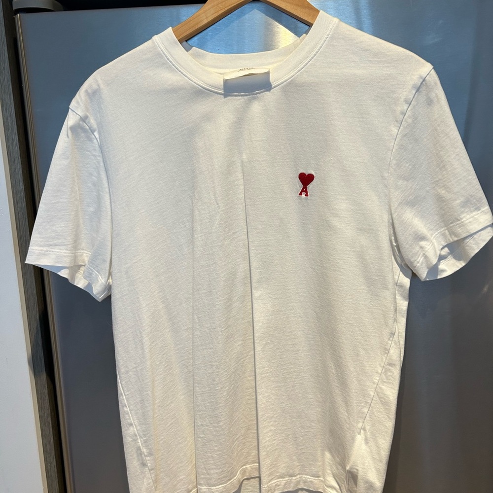 Ami Paris heart logo t-shirt